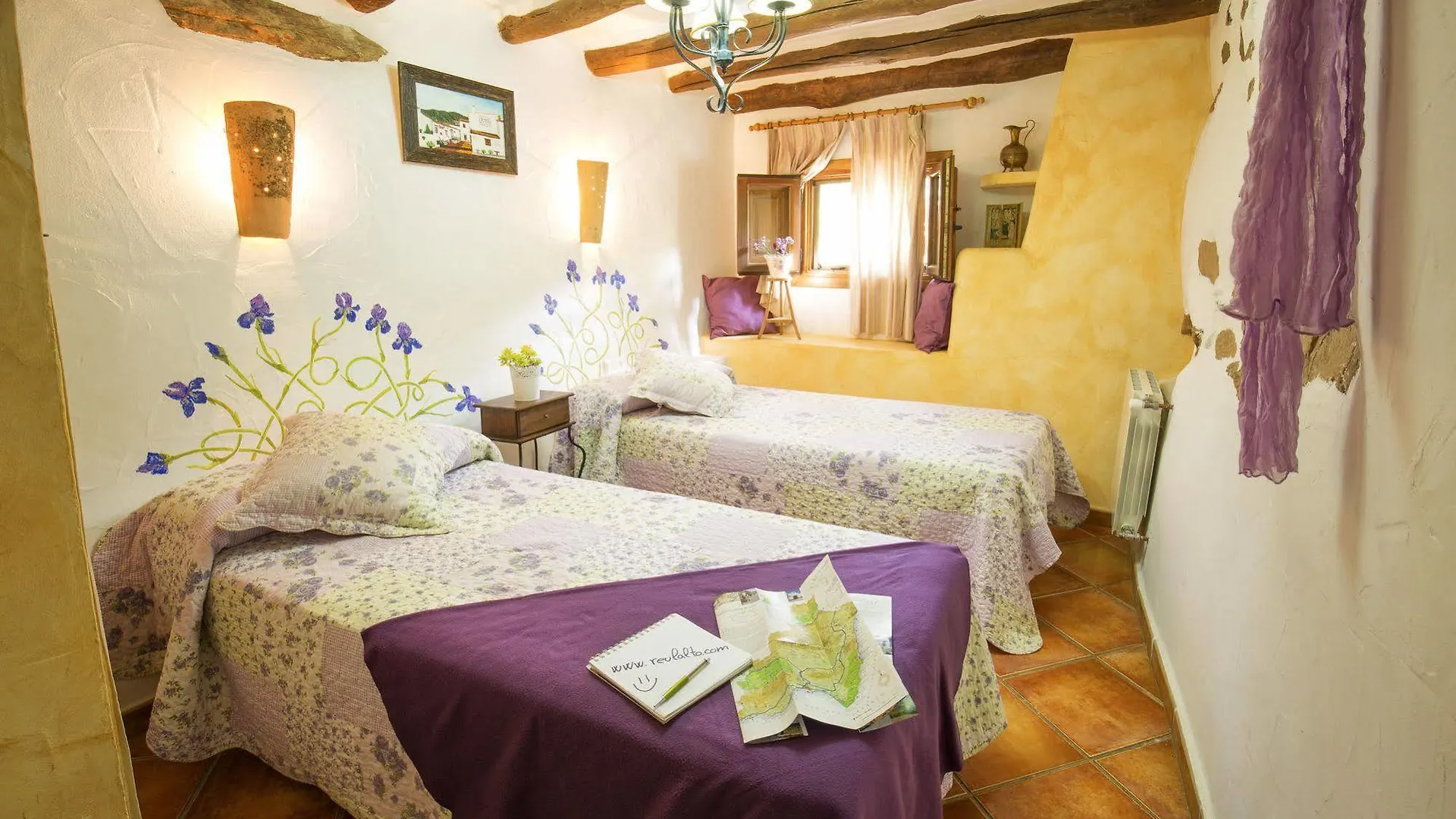 Country house Reul Alto Cortijos Rurales Guest House Laroya